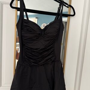 Liz Claiborne Black Chemise with Sweetheart Neckline